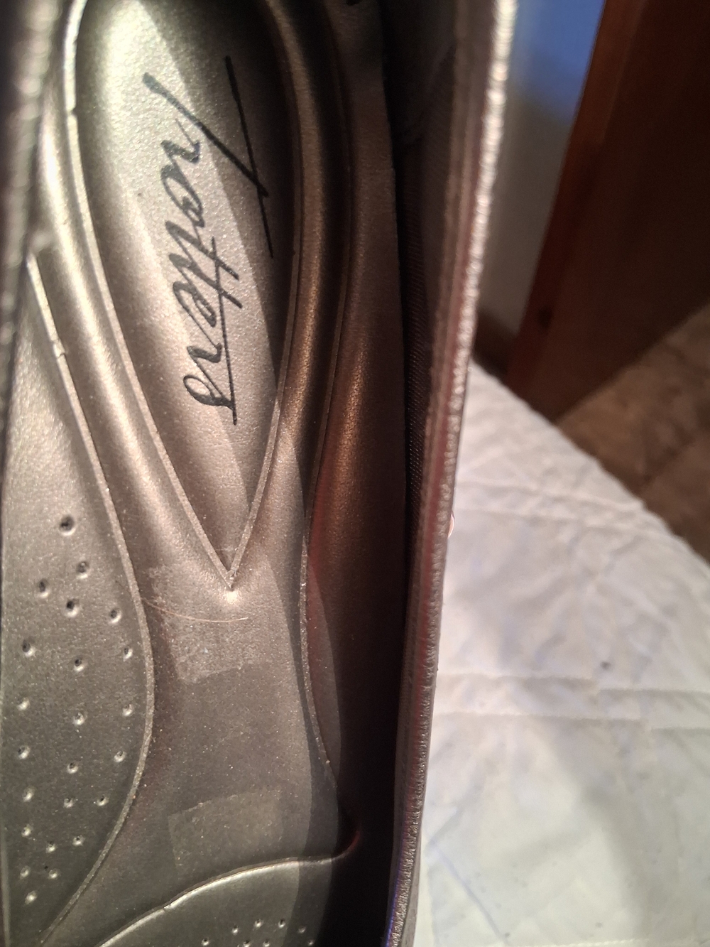 Trotters Bronze Metallic Buckle Ballet Flats.              Size 9 SS(Super Slim) - Picture 3 of 5